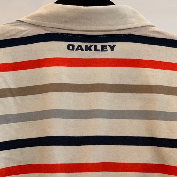 Oakley Shortsleeved Striped Polo Size Large - Picture 3 of 8